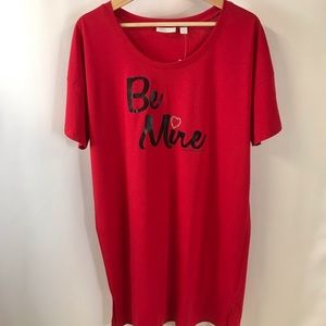 Valentines night shirt large red lightweight NWT